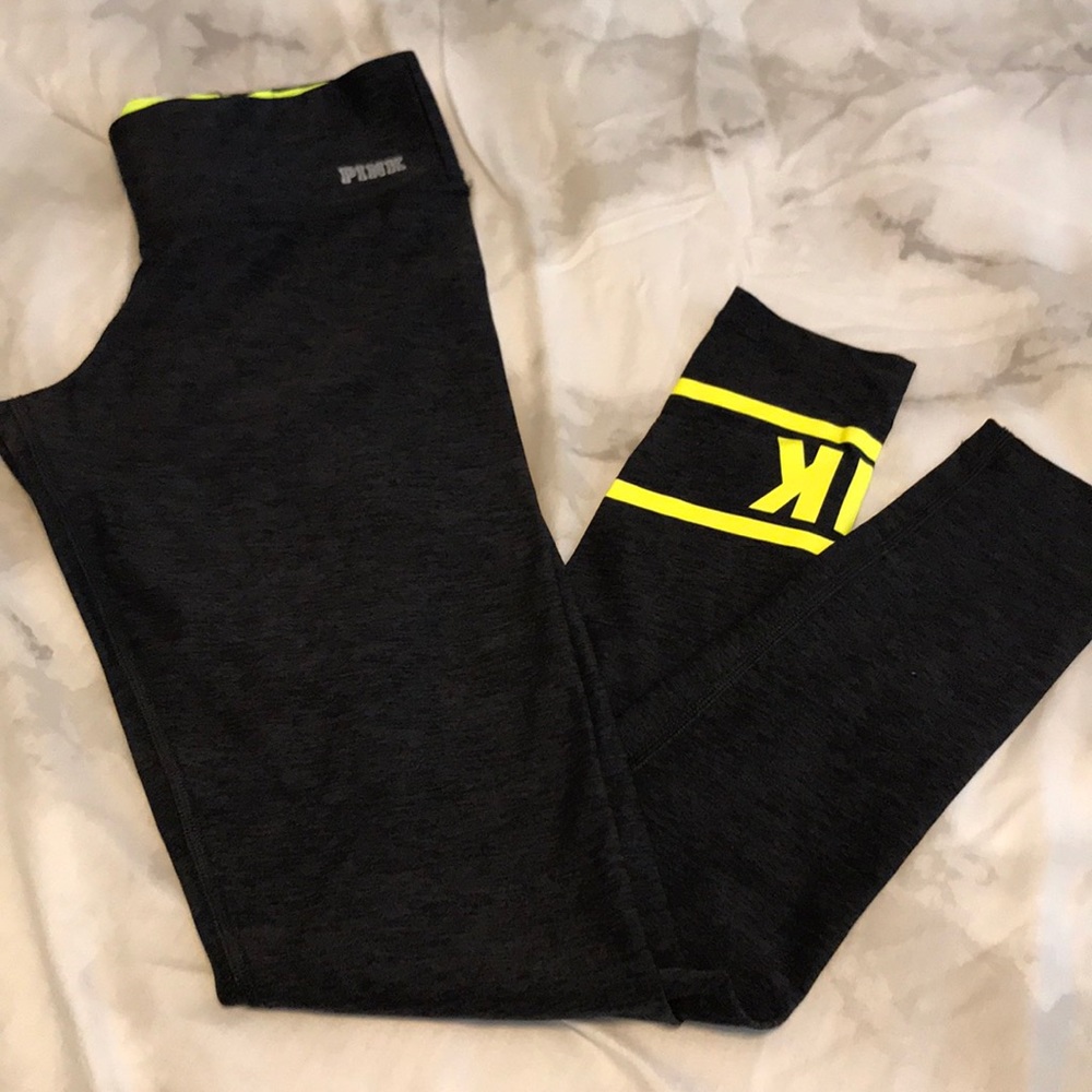 VS Ultimate Yoga leggings